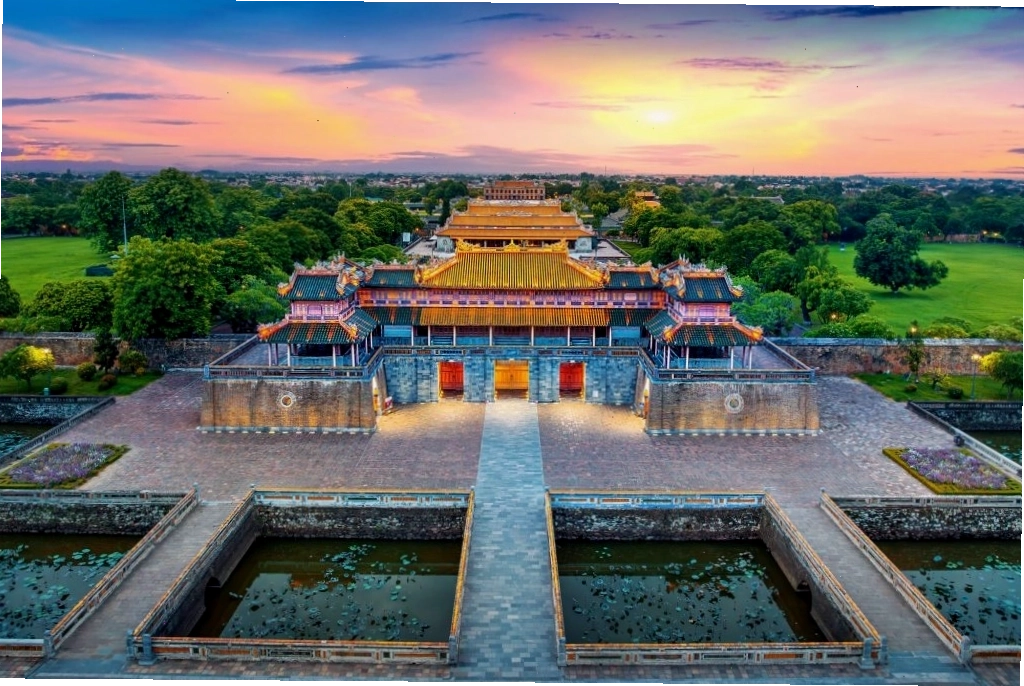 Di tích lịch sử Cố Đô Huế uy nghi và cổ kính