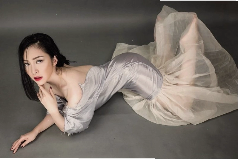 Diễn viên múa Linh Nga với thần thái cuốn hút trên sân khấu