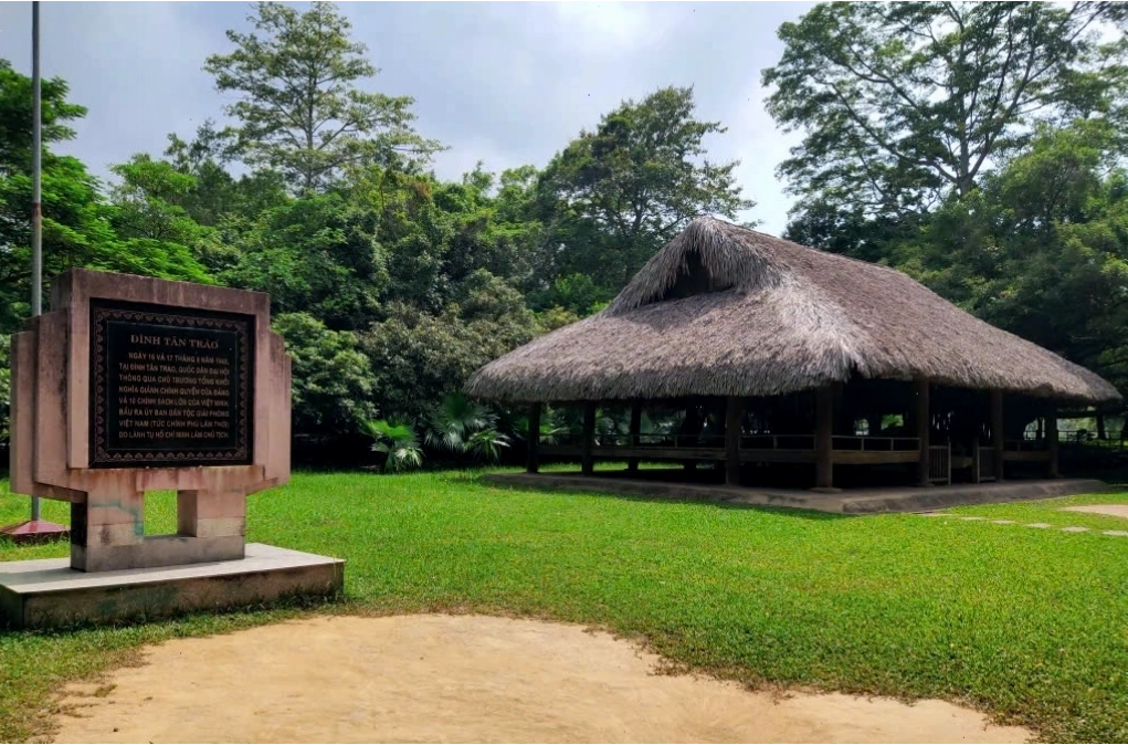Đình Tân Trào thuộc Di tích lịch sử Tân Trào