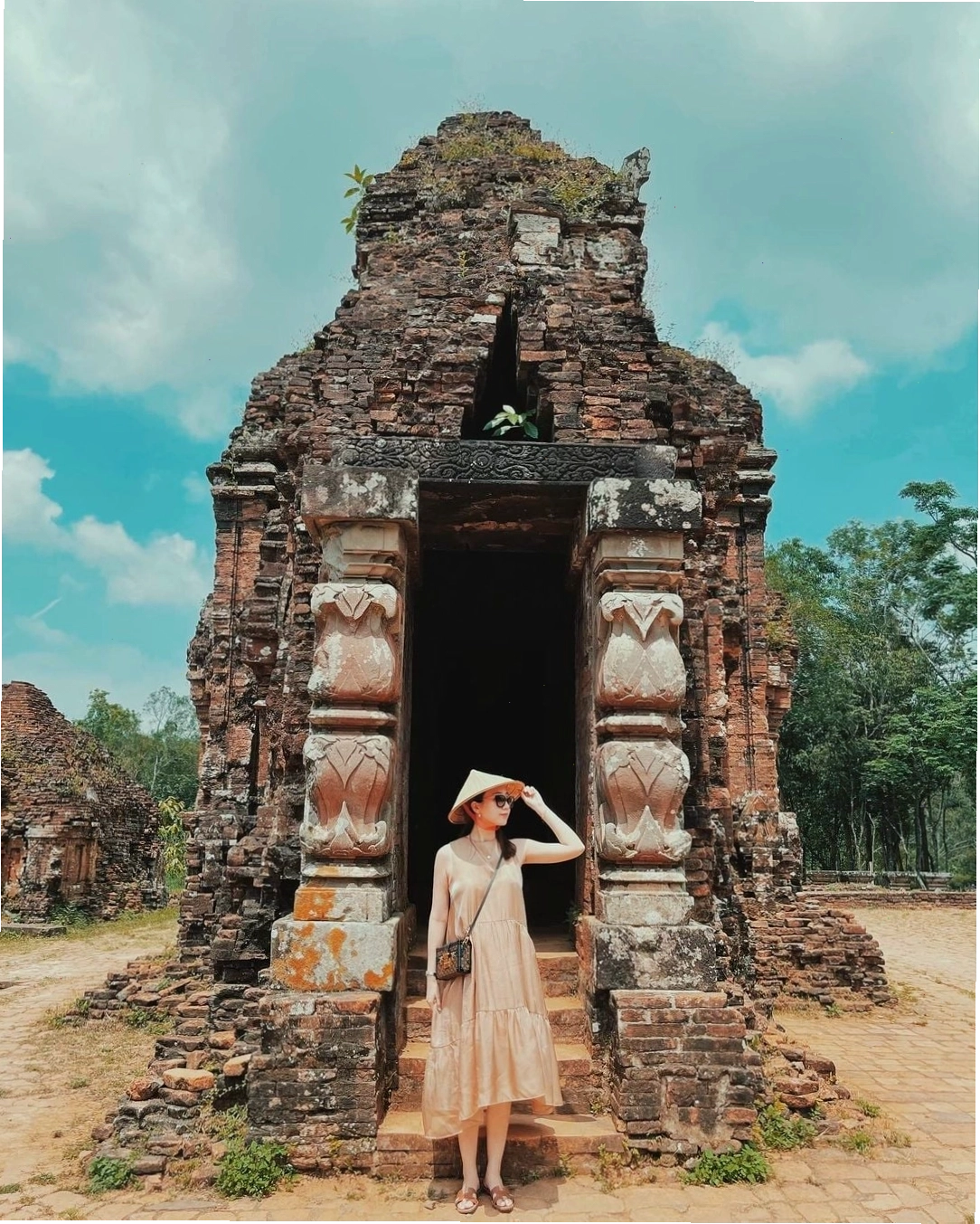 Hoạt động mua bán nhộn nhịp tại Chợ Hội An