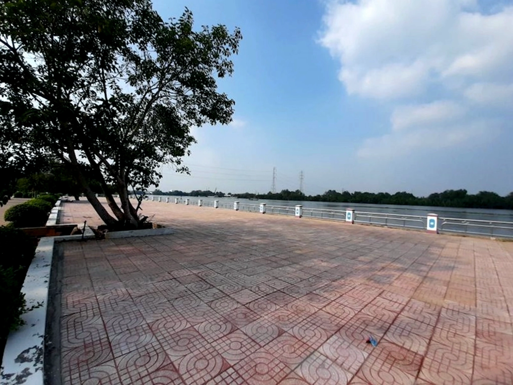 Không gian xanh mát bao quanh khu di tích Vàm Nhựt Tảo