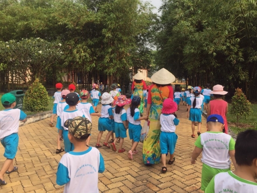 Khu vực trưng bày hiện vật tại Ngã Ba Giồng