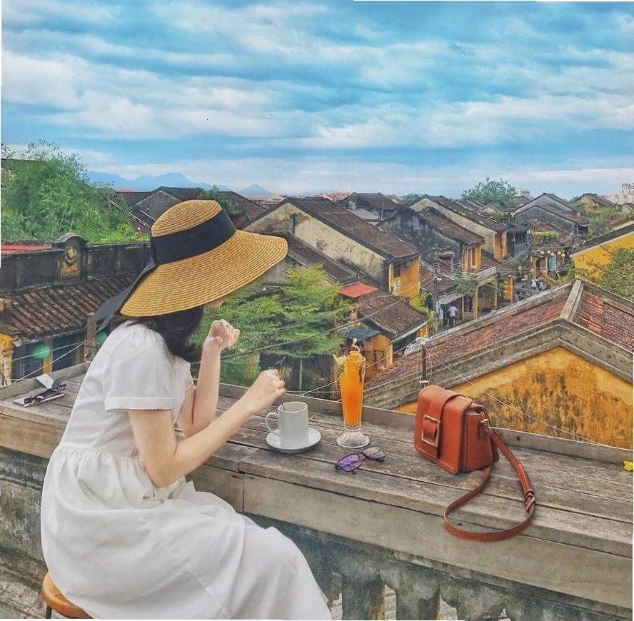 Kiến trúc cổ kính của Phố cổ Hội An về đêm
