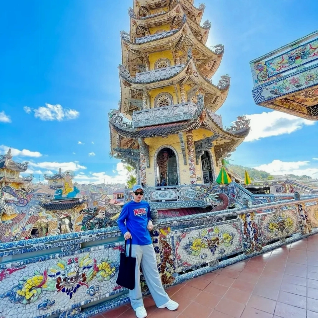 Kiến trúc độc đáo của Chùa Linh Phước Đà Lạt