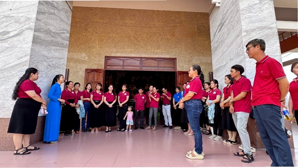 Lối đi trong khu di tích