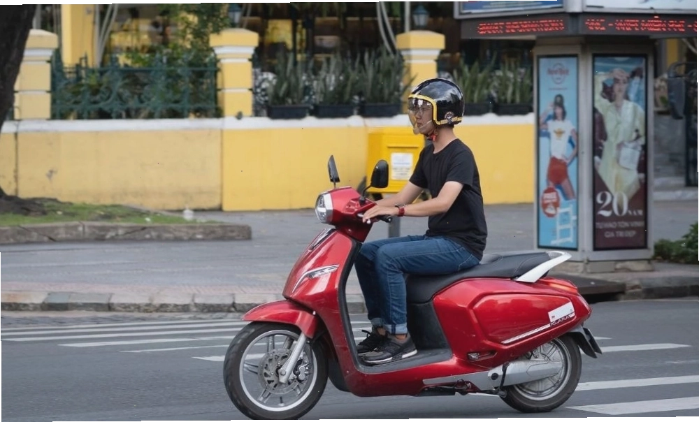 Nhiều người lựa chọn di chuyển bằng phương tiện cá nhân để chủ động thời gian