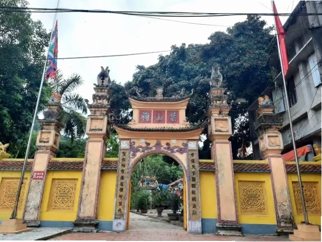 Núi Cấm Sơn - Đền Mẫu một di tích tâm linh tại Hà Giang