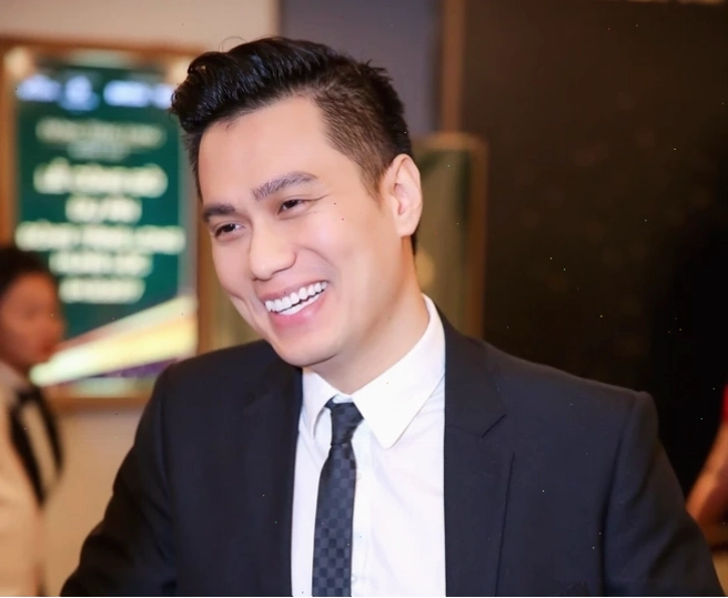 Phương Oanh và Thu Quỳnh trong phim