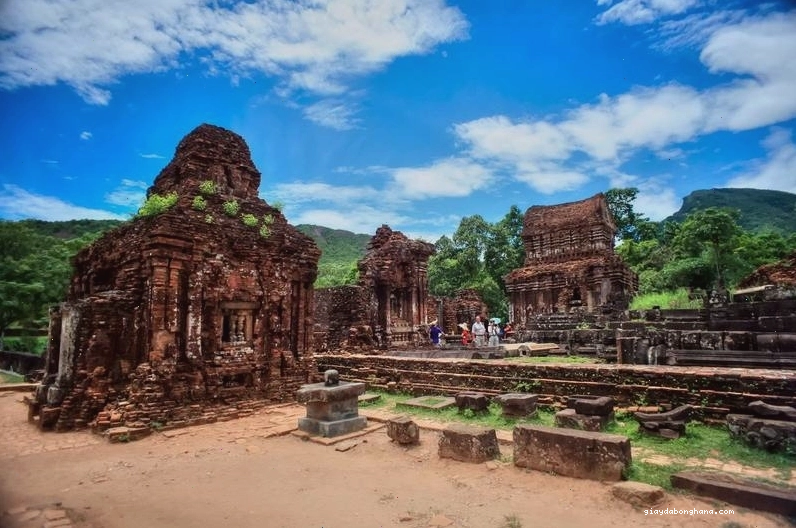 Quần thể đền tháp Chăm cổ kính tại Thánh địa Mỹ Sơn