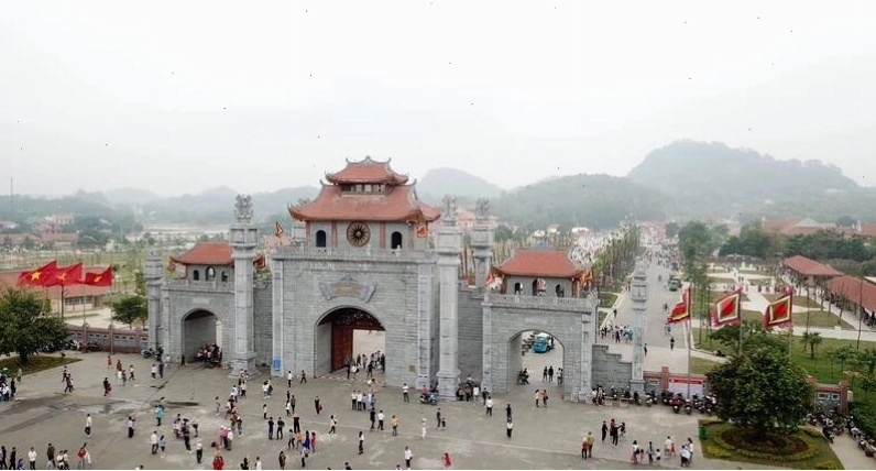 Quần thể di tích cố đô Huế về đêm