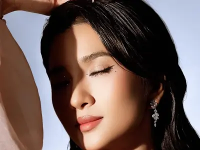 Ảnh diễn viên Kim Tuyến khoe thần thái sang trọng, cuốn hút