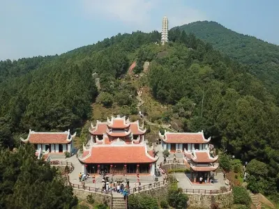 Du lịch tâm linh Chùa Hương - Trải nghiệm khám phá nét đẹp văn hóa