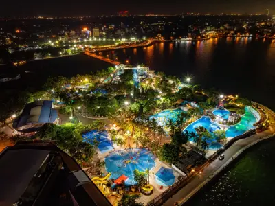 Trải nghiệm mùa hè sôi động tại công viên nước Hồ Tây