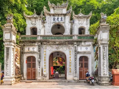 Khám phá nghệ thuật kiến trúc Đền Quán Thánh Hà Nội