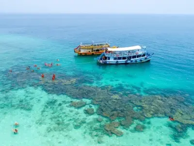 Trải nghiệm lặn biển ở Hòn Mun với làn nước trong xanh