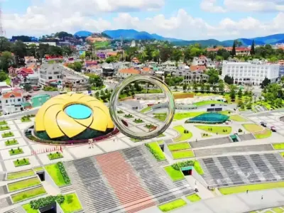 Quảng trường Lâm Viên - Điểm checkin nổi bật ở Đà Lạt