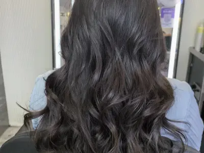 Tuyển tập ảnh tóc màu nâu đen nổi bật mạng xã hội hiện nay