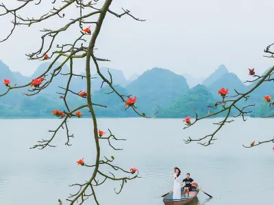 Hồ Quan Sơn - Vẻ đẹp sơn thủy hữu tình yên bình và lãng mạn