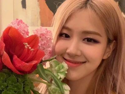 Khám phá màu tóc của Rosé BLACKPINK: Từ huyền thoại bạch kim đến những gam màu ấn tượng