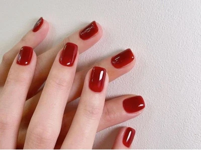 Mẫu Nail Đỏ Quyến Rũ Cho Năm 2026: Nâng Tầm Phong Cách Của Bạn